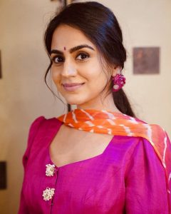 Aksha Pardasany Net Worth