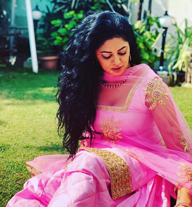 Kavita Kaushik Wiki, Age, Husband, Twitter, Instagram, Movies and tv