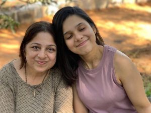 Rashmi Agdekar with her mom